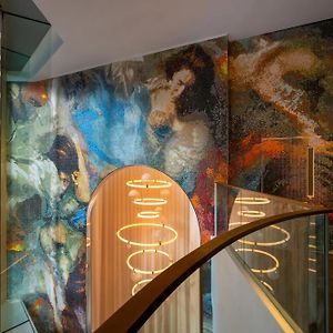 Mondrian Hong Kong